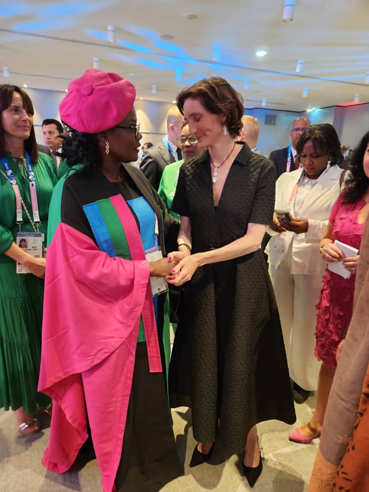 JO Paris 2024 : Échange fructueux entre Dr Lidi Bessi Kama et la Ministre française des Sports.