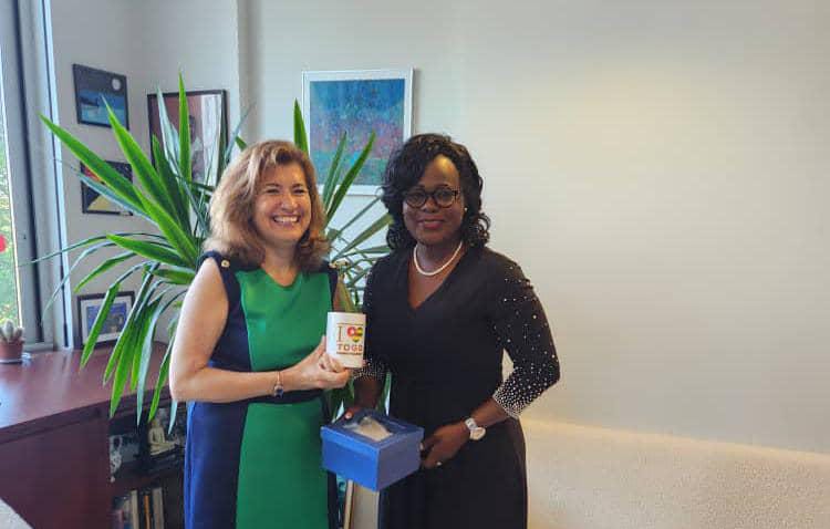 Paris/UNESCO : Dr Lidi Bessi Kama présente les réussites du sport de masse togolais à Mme Gabriela Ramos