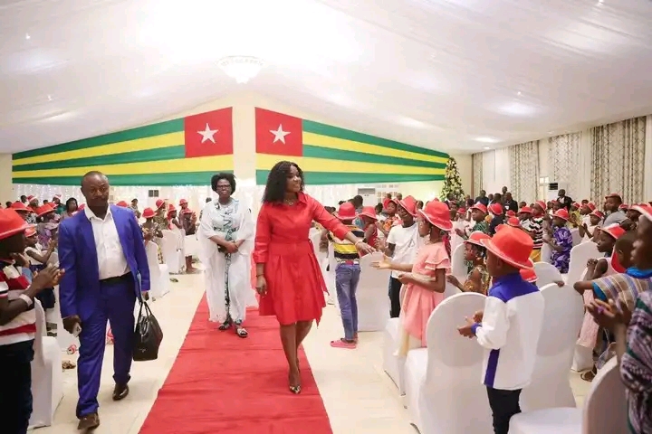 Le chef de l’Etat Faure Gnassingbé offre un Arbre de Noël à plus de 2 000 enfants