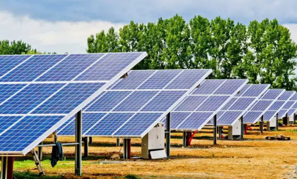 Le Togo accélère sa transition énergétique avec des projets solaires ambitieux