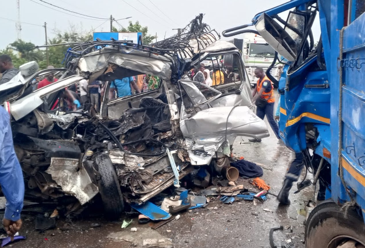 Accident de la route à Bouladè : un mort et dix-huit blessés