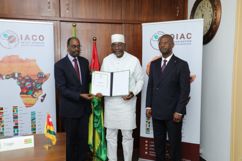 Café : le Togo renforce la coopération interafricaine avec l’accord de l’OIAC