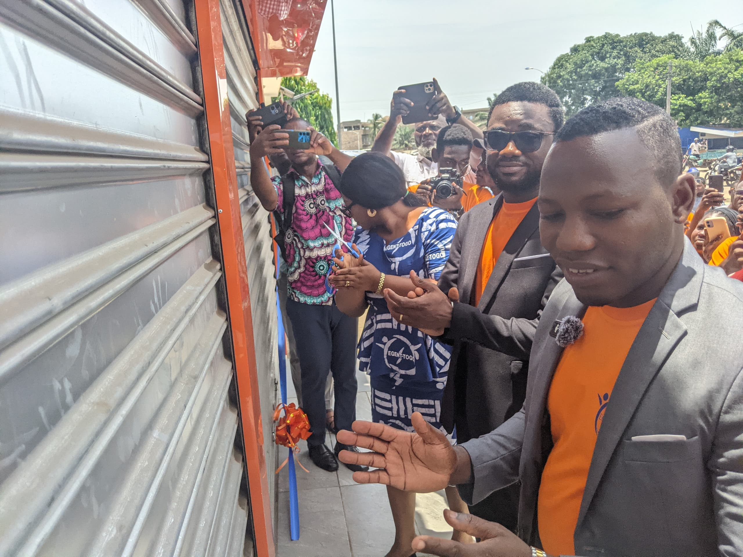 Energie Solaire : EGENT TOGO inaugure un showroom d’exposition des kits Zoklin