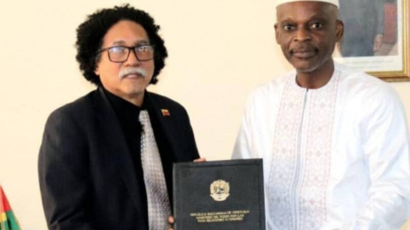 Le Venezuela renforce sa présence diplomatique au Togo avec un nouvel ambassadeur