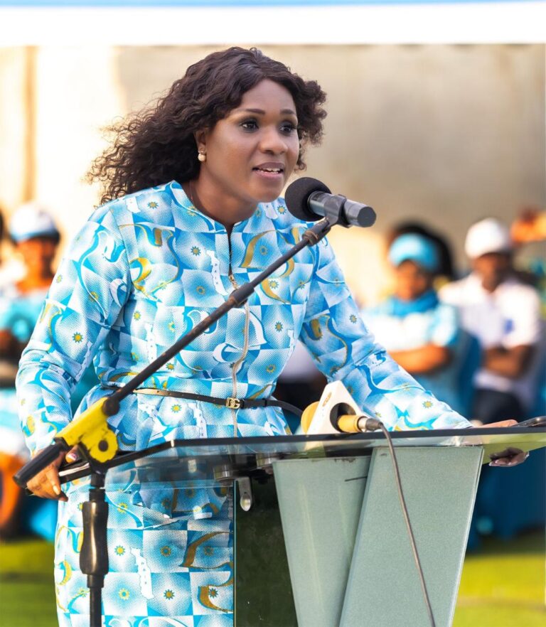 Aného : Sandra Ablamba Johnson échange avec les femmes autour des acquis du développement