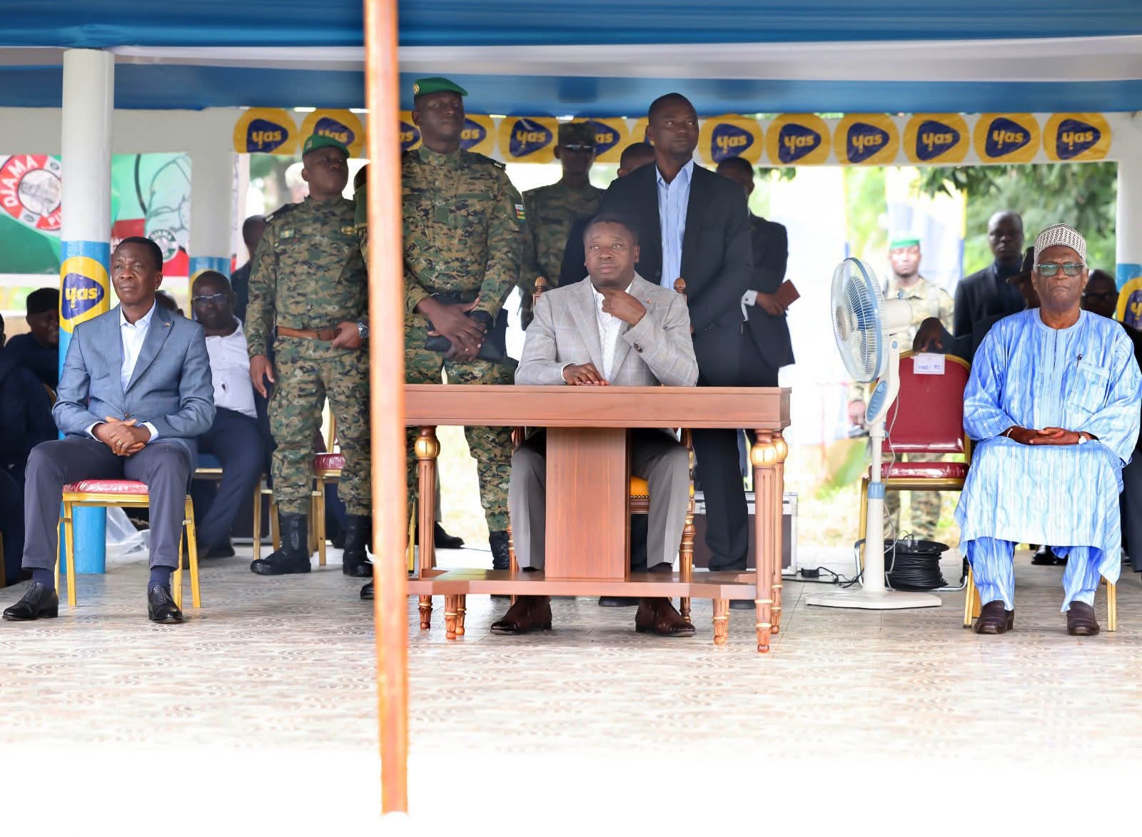 Evala 2025 : Pya-Akéï et Yadè s’affrontent sous le regard du Président Faure Gnassingbé