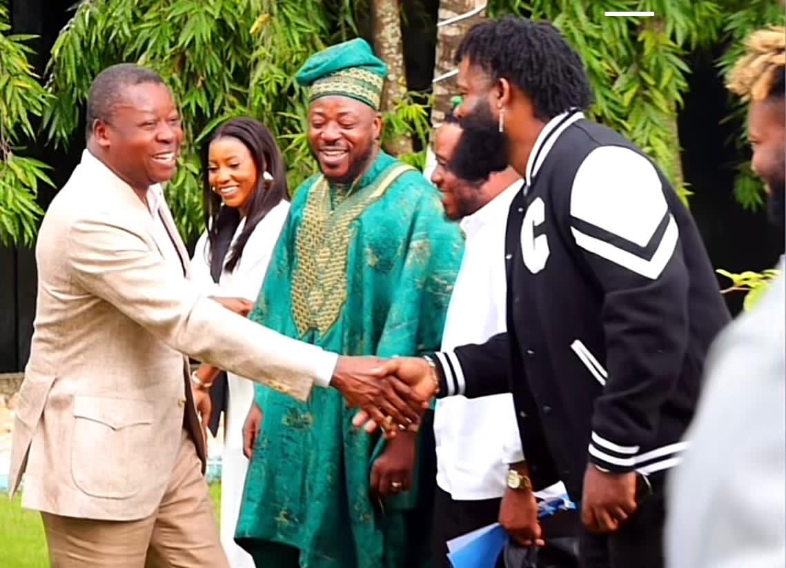 Faure Gnassingbé échange avec les artistes togolais pour la valorisation de la musique