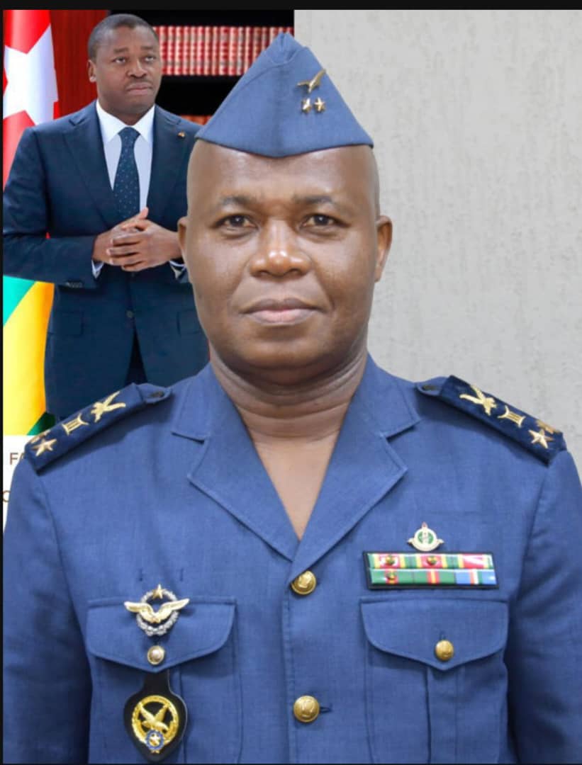 Faure Gnassingbé élève le colonel Agnidoufey Mamah au rang de général de brigade aérienne