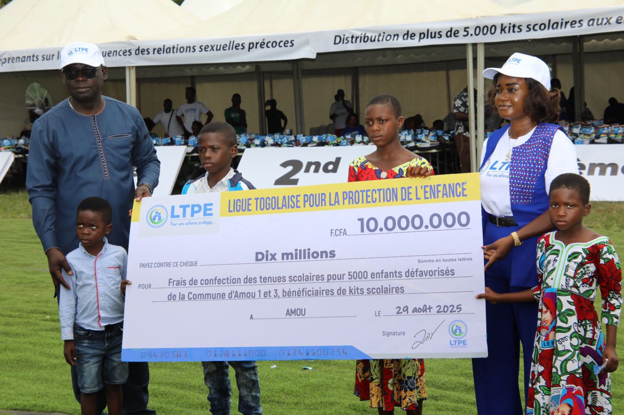 Togo : La LTPE offre une belle rentrée scolaire à plus de 5 mille élèves nécessiteux