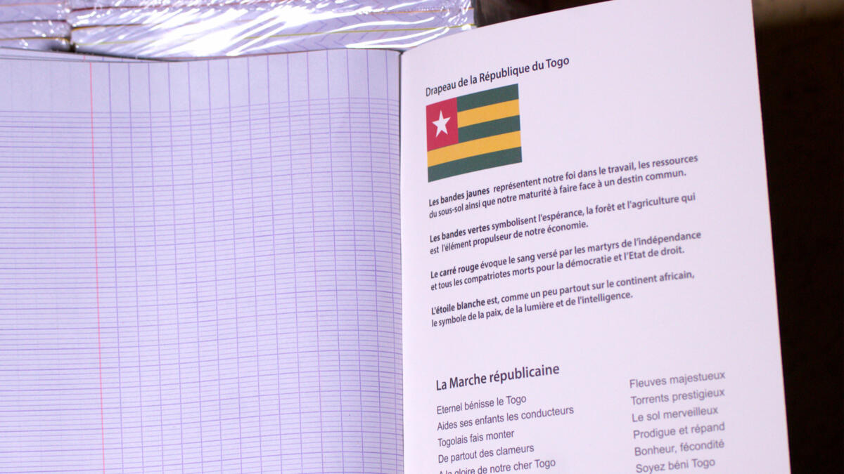 Fournitures scolaires :Une transition douce vers l’affichage obligatoire des symboles de la république