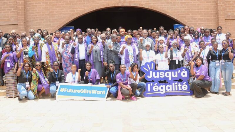 Leadership féminin : un forum national s’ouvre à Lomé pour renforcer la voix des jeunes filles