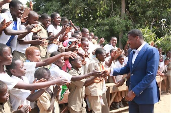 Rentrée scolaire 2025-2026 : Faure Gnassingbé adresse un message d’encouragementbaux élèves