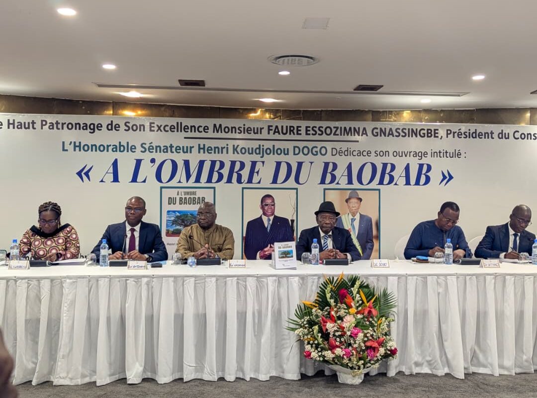 « À l’ombre du Baobab » : un vibrant hommage d’Henri Koudjolou Dogo au général Eyadéma